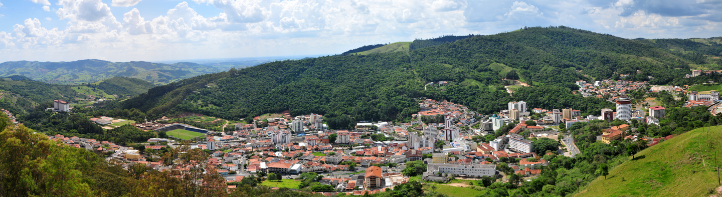 Águas de Lindóia, SP (20/11/2013) - 52 Megapixel - 240 x 65 cm