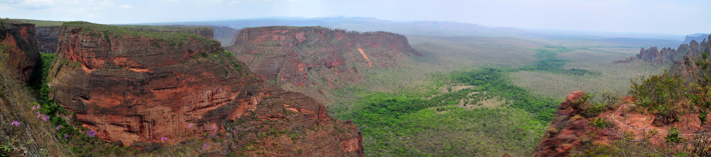 Chapada dos Guimarães e vale do Rio Claro (01/10/2013) - 160 x 35 cm